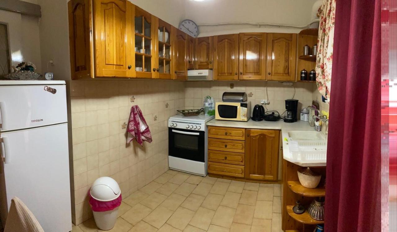 Karras' Home Volos Exterior photo